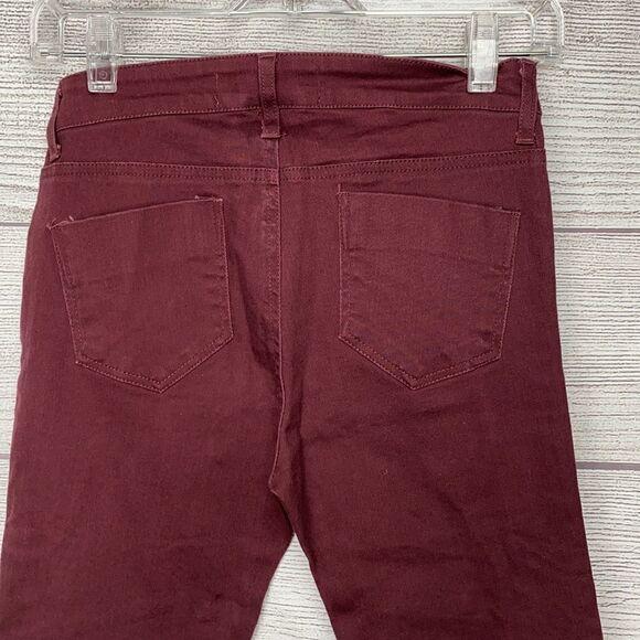 NWT Tomomi Tso  Slim fit distressed Jeans - Picture 9 of 14